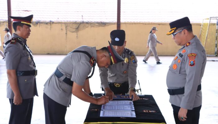 Upacara Sertijab Kasat Lantas Dan Kasat Samapta Polres Labuhanbatu