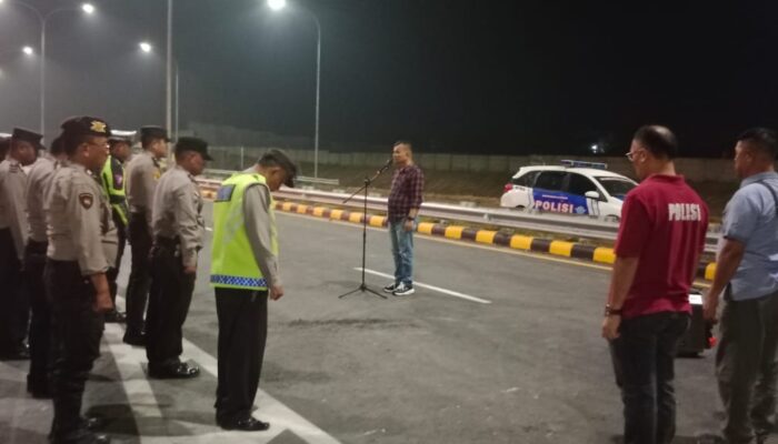 Dipimpin Kapolsek Serbalawan Polres Simalungun Menggelar Patroli Skala Besar Antisipasi Geng Motor