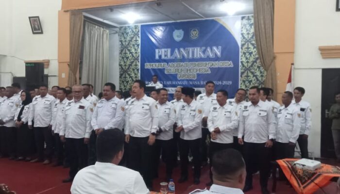 Asisten I Hadiri Pelantikan DPC APDESI Kabupaten Labuhanbatu Masa Bakti 2024 – 2029.