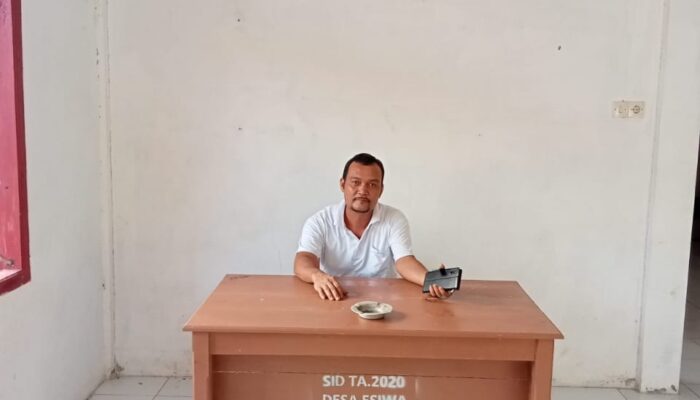 Pernyataan Kaur Umum Desa Esiwa Tentang Penerimaan Barang yang Tidak Sesuai dengan Manajemen Desa
