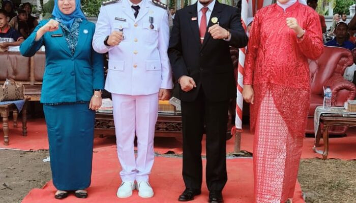 Camat Bilah Hilir Menjadi Inspektur Upacara HUT RI ke-79 Lapangan Bola Negeri Lama.