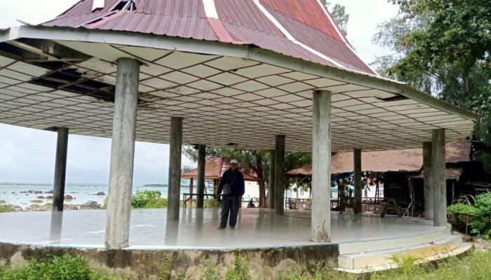 Bangunan Di Lokasi Wisata Di Nias Utara Terkesan Dibiarkan Hancur Tanpa Dipelihara