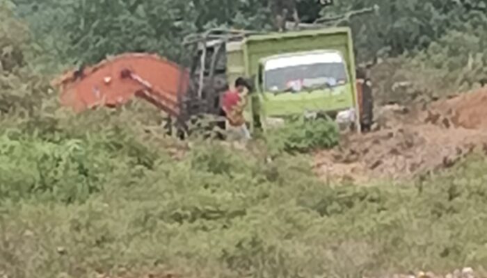 Parah.!! Baru Sehari Ditindak Lanjuti Oleh APH, Sudah Beroperasi Lagi Quary Ilegal. Ada Apa Ya ?