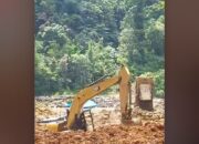 Ilegal Mining di Pasaman Barat Tidak Rahasia Lagi Menggunakan Alat Berat.