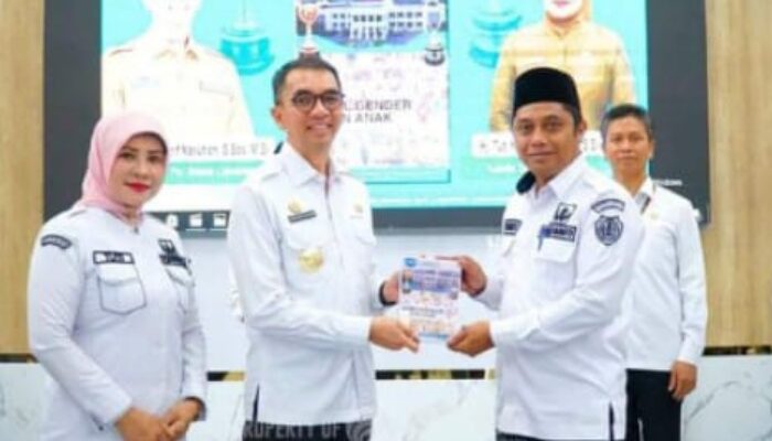 Pjs Bupati Launching Buku Profil Gender Dan Anak Kabupaten Labuhanbatu