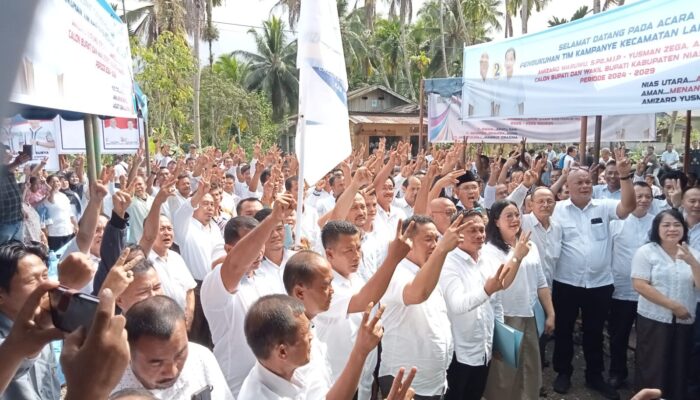Gelora Pengukuhan Tim Pemenangan Paslon Bupati Pasangan (Amizaro Waruwu, S.Pd., A.M.IP, dan Yusman Zega, A.P.I, M.SI) SMAN Jilid II