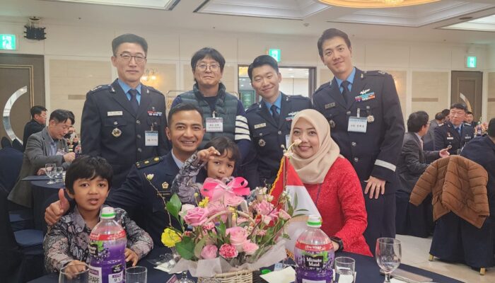 Mayor Pnb Eri Nasrul Mahlidar Raih Penghargaan Bergengsi di Korea Selatan, Danlanud Roesmin Nurjadin Berikan Apresiasi