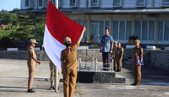 Upacara Penaikan Bendera Merah Putih Lingkup Pemerintahan Kabupaten Nias Utara