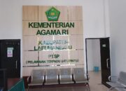 Kasi Kemenag Kab Labuhanbatu Dr H MM Ingkar Janji Dua Siswi Korban Dugaan Ijazah Palsu MTsS Ar Taufiqurrahman Kab Labura 