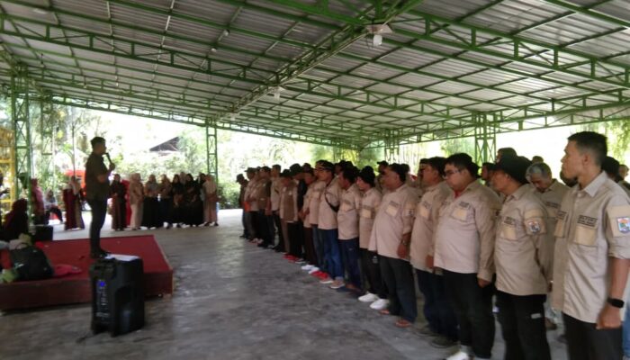 Di Bawah Kepemimpinan Ridho Afalda, Retret Perdana Kelurahan Pangkalan Kerinci Timur Berjalan Sukses