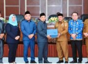 Wakil Bupati Labuhanbatu Jamri,ST.Hadiri Rapat Paripurna di DPRD 