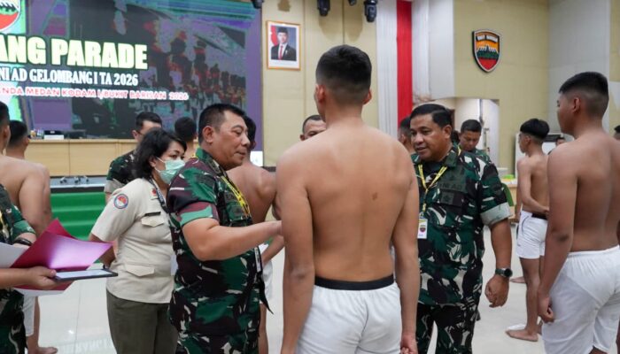 Kasdam I/BB Pimpin Sidang Parade Penerimaan Caba PK TNI AD Gelombang I TA 2026