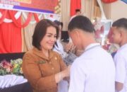 Capping & Pinning Day SMK Al-Azis, Wabup Labuhanbatu: Perawat Harus Berilmu, Beretika, dan Berhati Nurani