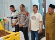 Kapolres Labuhanbatu Jenguk Ketua MUI  di RSU Rantauprapat*