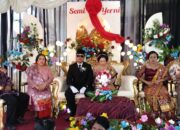 Semi Aro Zalukhu dan Yernitalina Waruwu Resmi Memulai Hidup Baru Keluarga Besar Turut Menyaksikan 