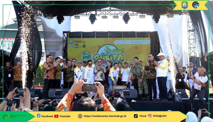 Bupati Kaur Launceng Festival Gurita Tahun 2026