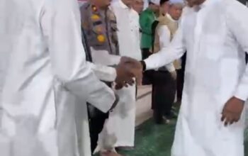 Pesan Bupati Pelalawan Saat Melepas Jemaah Haji: Fokus Ibadah dan Jaga Kesehatan
