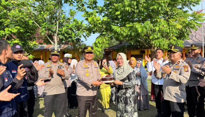Kapolres Pelalawan Lantik Pengurus Bhuwana Lestari SMAN 1 Pkl. Kerinci Periode 2026-2027