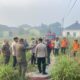 Gerak Cepat Polres Labuhanbatu  Padamkan Kebakaran Lahan di Perumahan Puncak Panatapan
