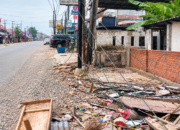 Penggusuran PKL di Jl. SM Raja Kel. Bakaran Batu Tuai Protes, Pedagang Merasa Dipilah-pilah: Ruko Tutup Parit Tak Ditindak*
