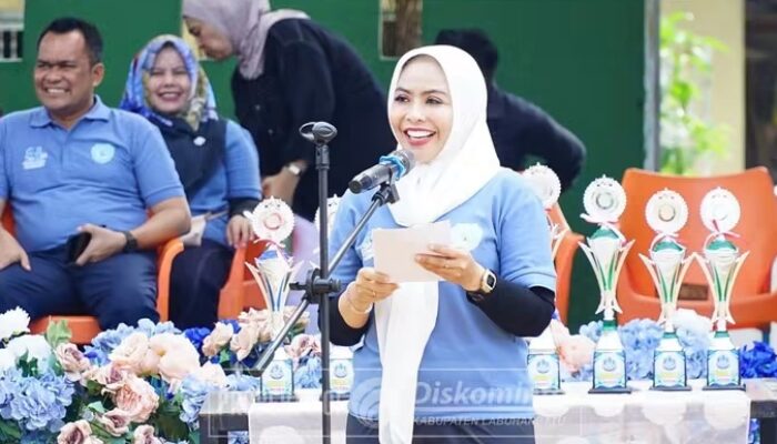 Bupati Maya Hasmita Buka Turnamen Tenis Lapangan Semarakkan HUT ke-81 Pemkab Labuhanbatu